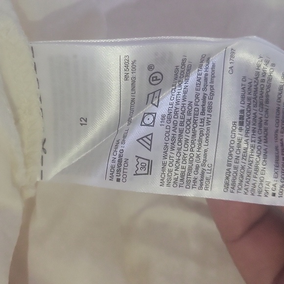 Beautiful Banana Republic Skirt - Picture 6 of 6